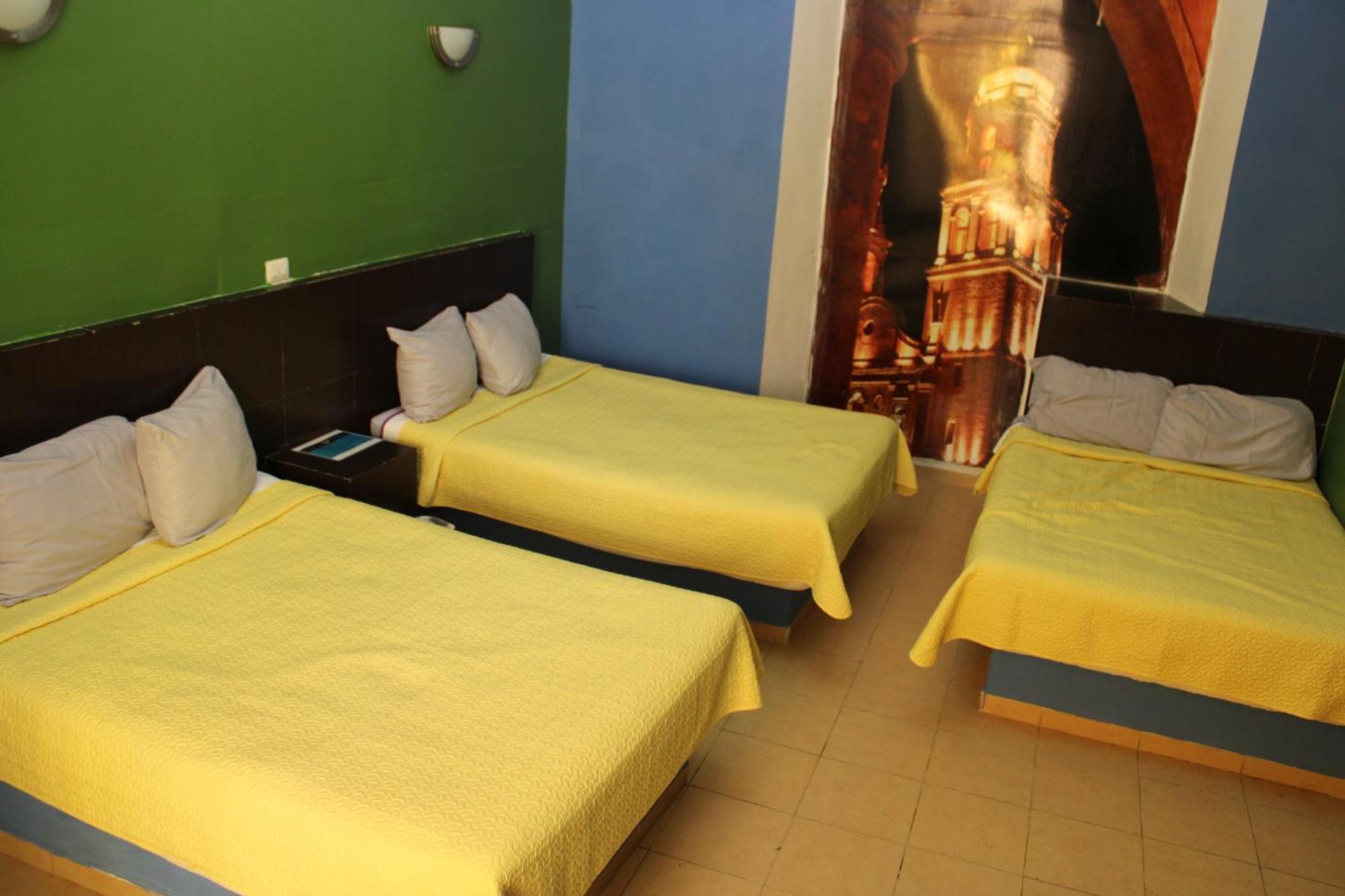 Hotel Guaranducha Inn Campeche Bilik gambar
