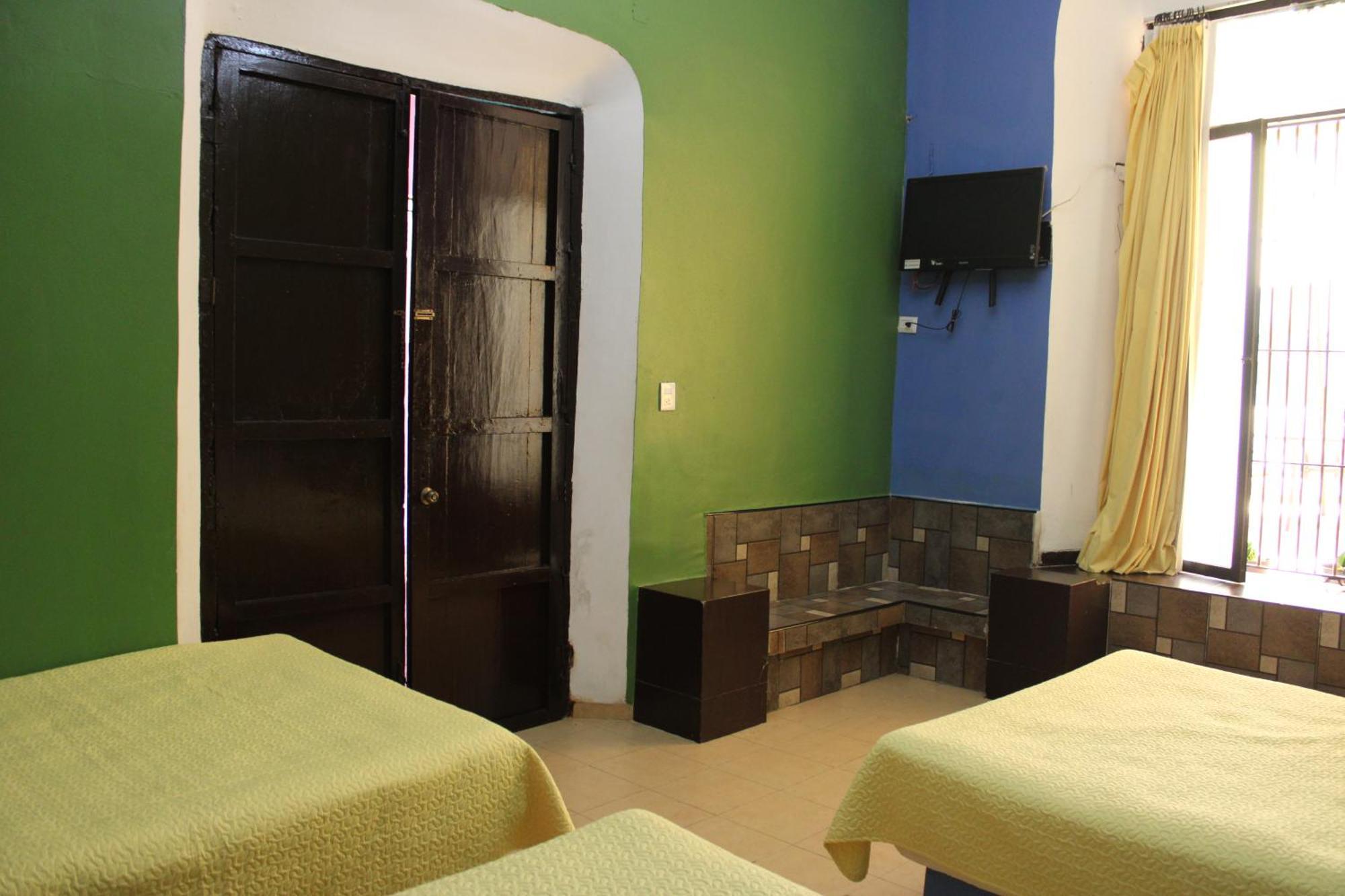 Hotel Guaranducha Inn Campeche Bilik gambar